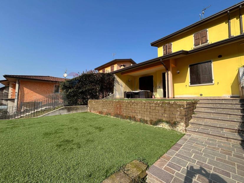 Villa a schiera, Sabbio Chiese — foto 2 di 5