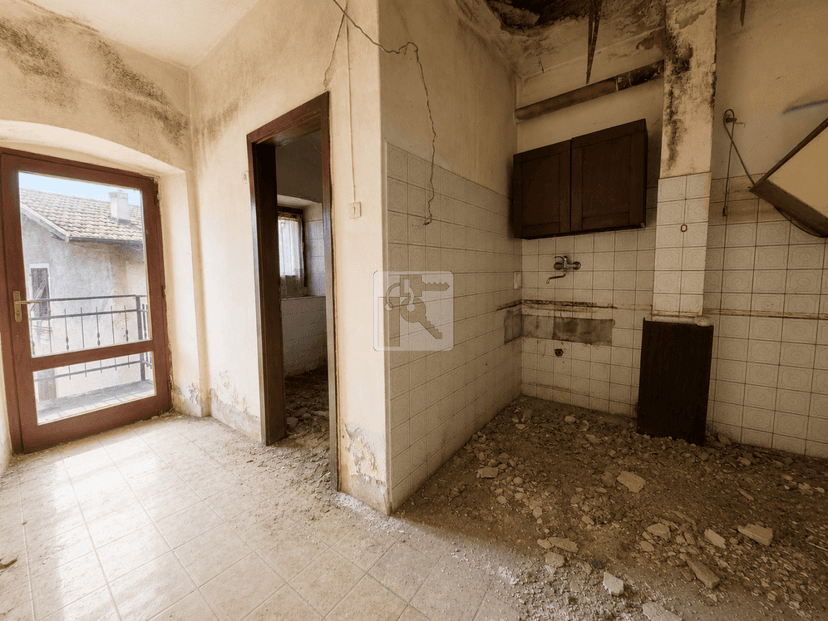 Rustico in Via Nicoletti N. 13, Cavedine — foto 3 di 5