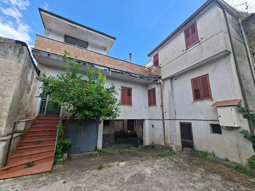 Appartamento in Via Torre 30, Castel Morrone — foto 4 di 5