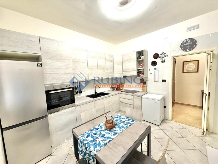 Quadrilocale in Via Ugo La Malfa 6, Trani — foto 4 di 5