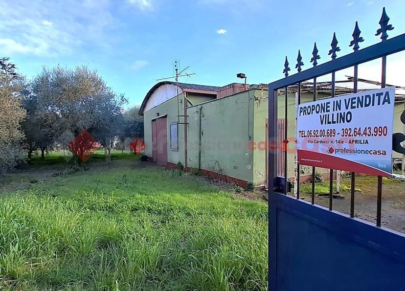 Villa in Via Torricelli 14, Aprilia — foto 3 di 5