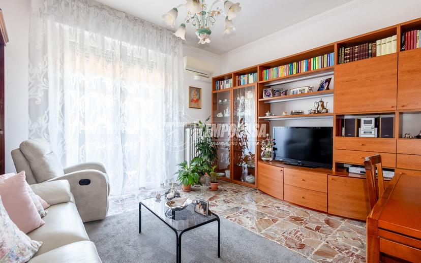 Trilocale in Via Fratelli Bandiera, Reggio nell'Emilia — foto 5 di 5