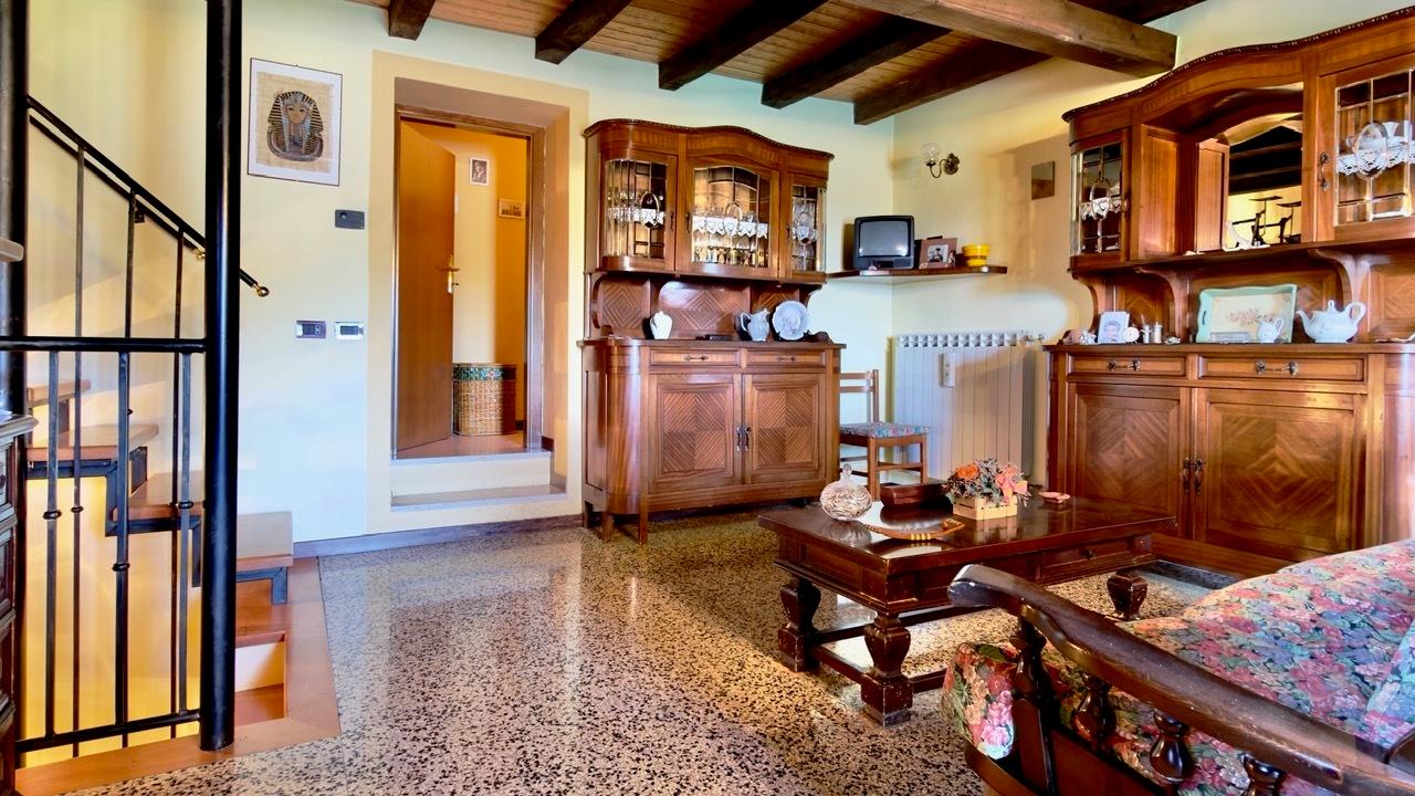 Casa indipendente in Località Casalicolo 10, Gavardo
