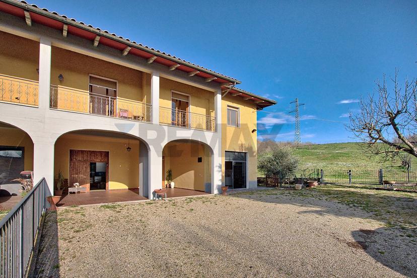 Villa in Strada Provinciale 19 1, Bucine — foto 3 di 5