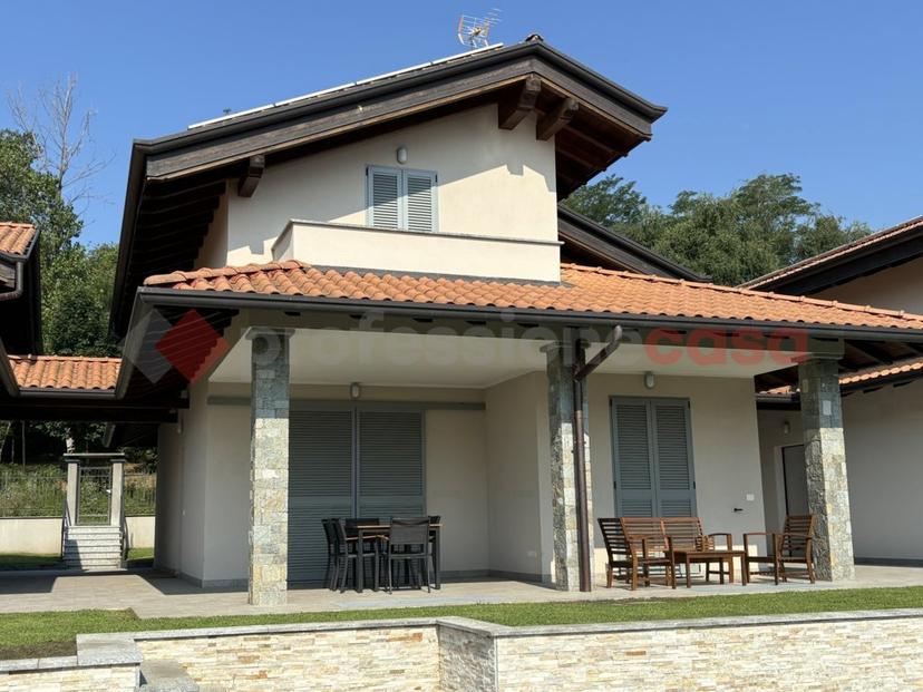 Villa in Via Erro, Paruzzaro — foto 3 di 5