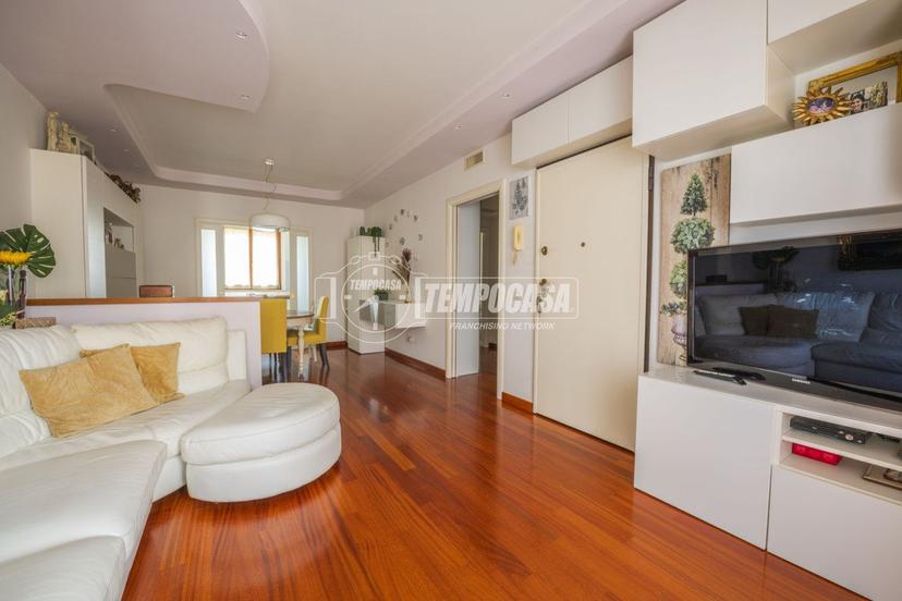 Casa indipendente in Via Pino Amato 32/Aa, Monte San Giusto — foto 5 di 5