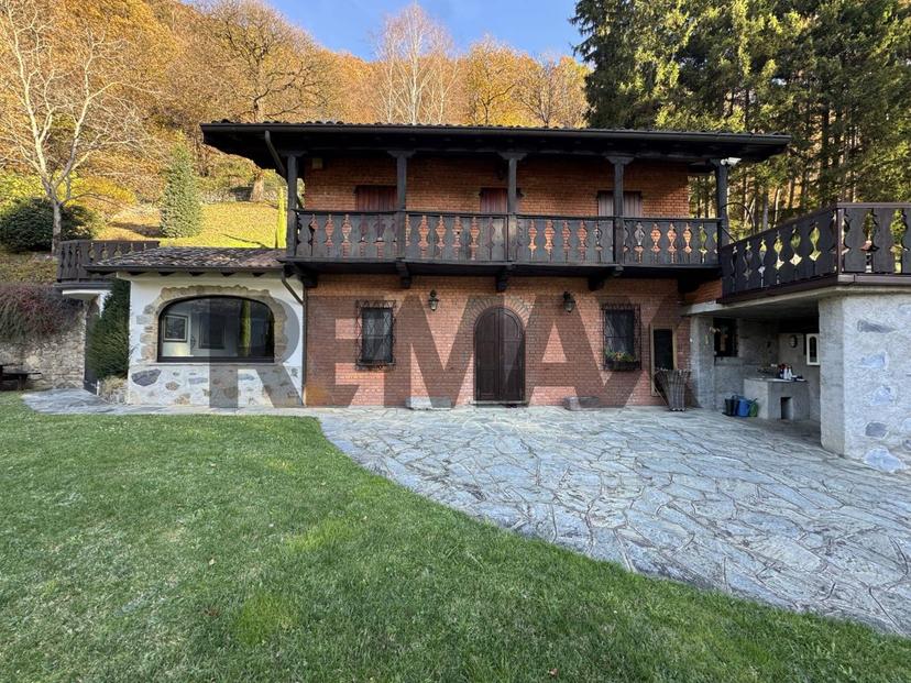 Villa, Primaluna — foto 2 di 5