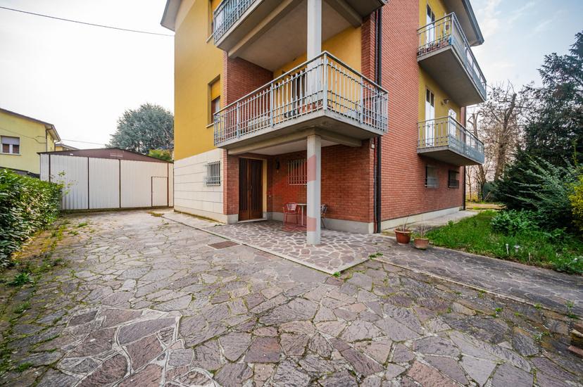 Villa in Via Jack London, 6, Reggio nell'Emilia — foto 2 di 5