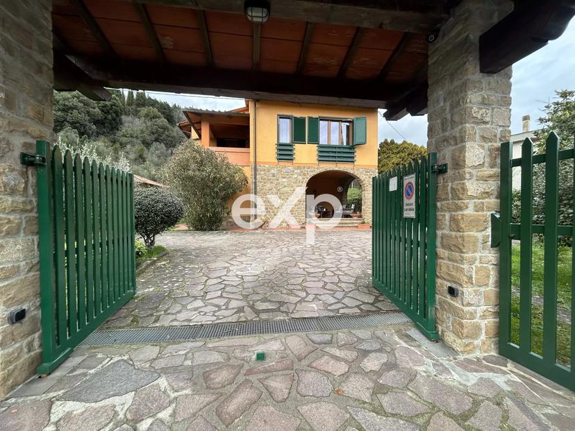 Casa indipendente in Via di Legri, 90, Calenzano — foto 3 di 5