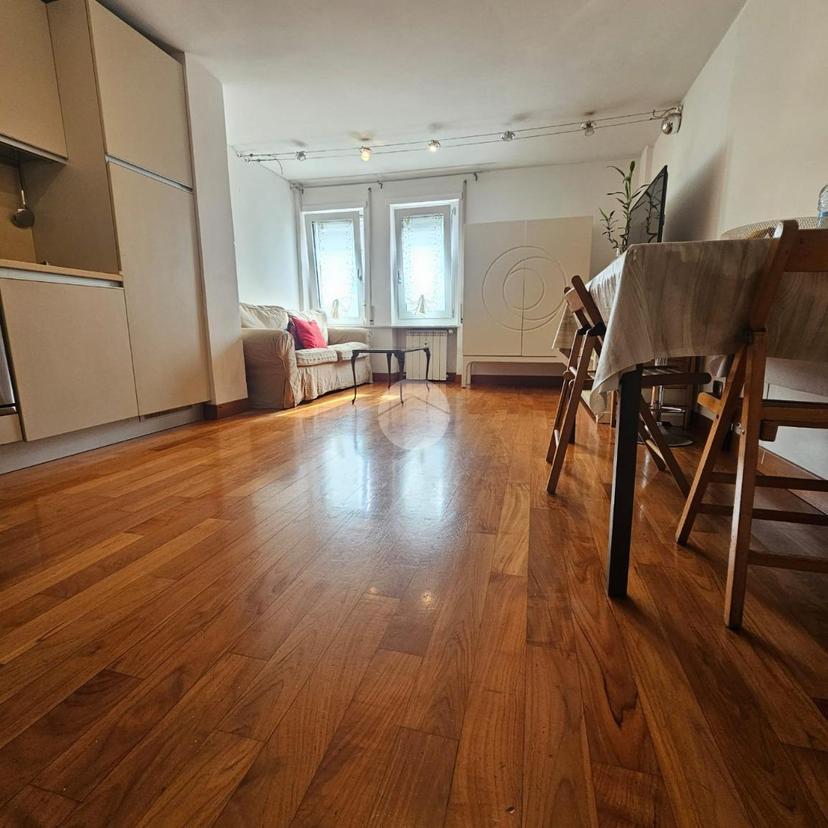 Bilocale in Via Archimede 80, Roma
