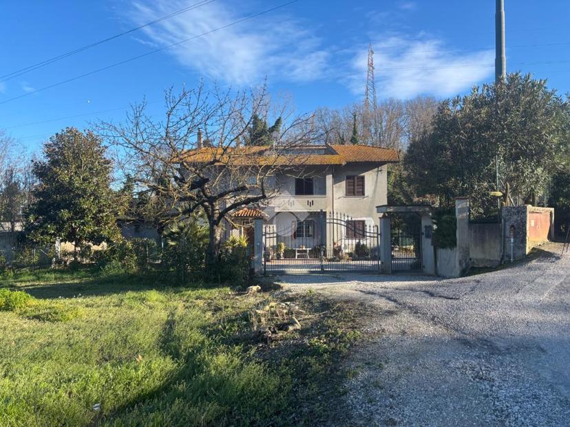 Quadrilocale in Contrada Monteverde Basso 91, Cellino Attanasio — foto 5 di 5