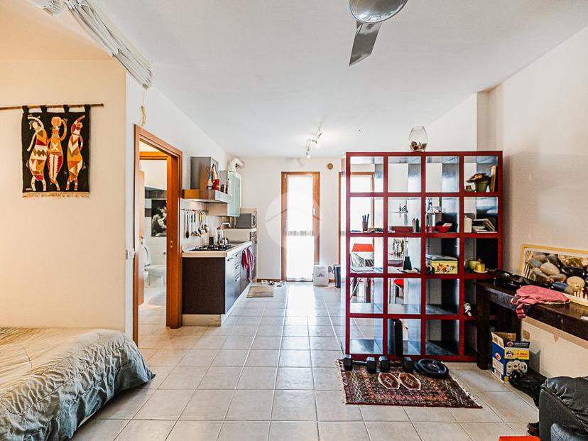 Monolocale in Via Angelo Messedaglia 22, Villafranca di Verona — foto 4 di 5