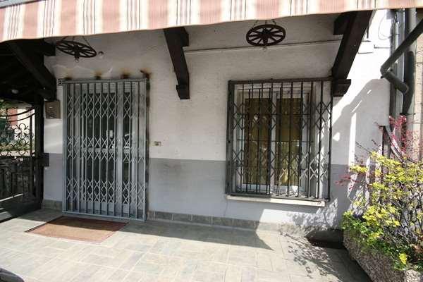 Villa in Via Boscone, Faloppio