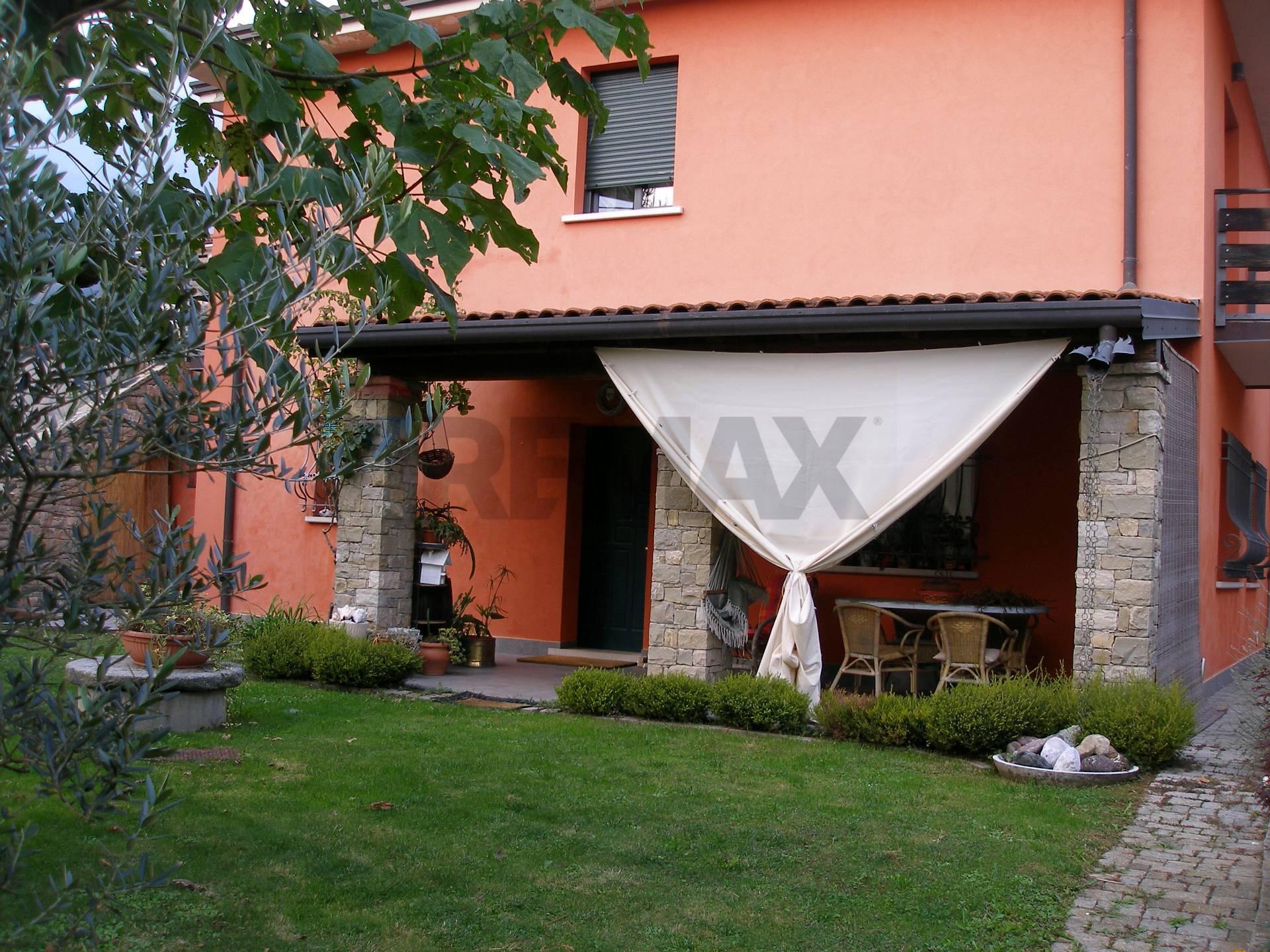Villa, Palazzago