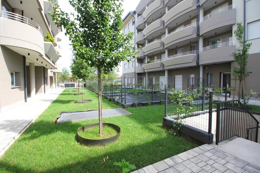 Quadrilocale in Via Giacchetti  16, Gorla Minore