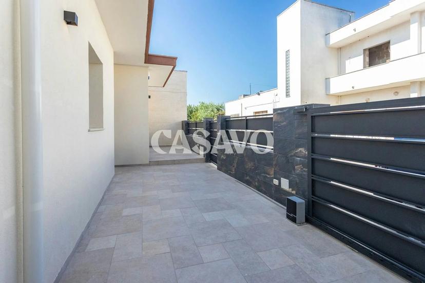 Casa indipendente in Via Crocifisso 76, Guagnano — foto 3 di 5