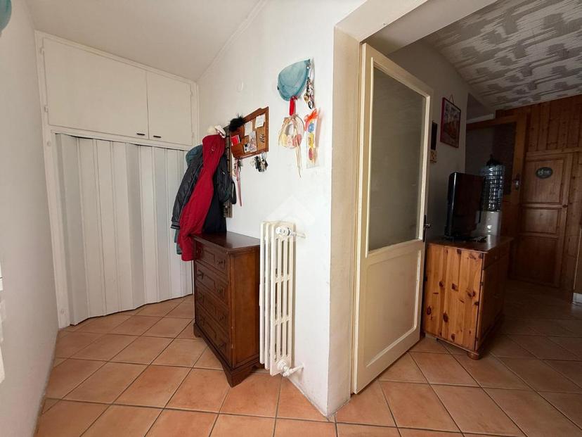 Casa indipendente in Frazione Nerbisci 31, Gubbio — foto 3 di 5