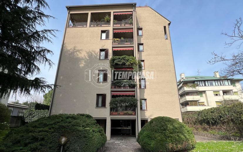 Trilocale in Viale Riva 39, Lissone — foto 2 di 3