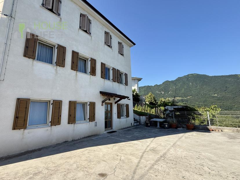 Casa indipendente in Contrada Saccardi, Schio — foto 3 di 5