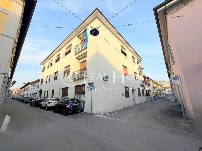 Trilocale in Via Garibaldi, Desio — foto 2 di 5