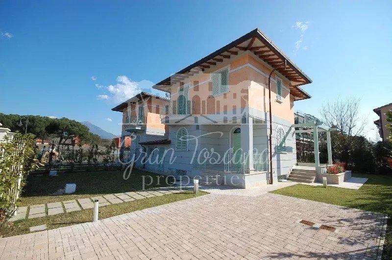 Casa indipendente, Pietrasanta — foto 2 di 3