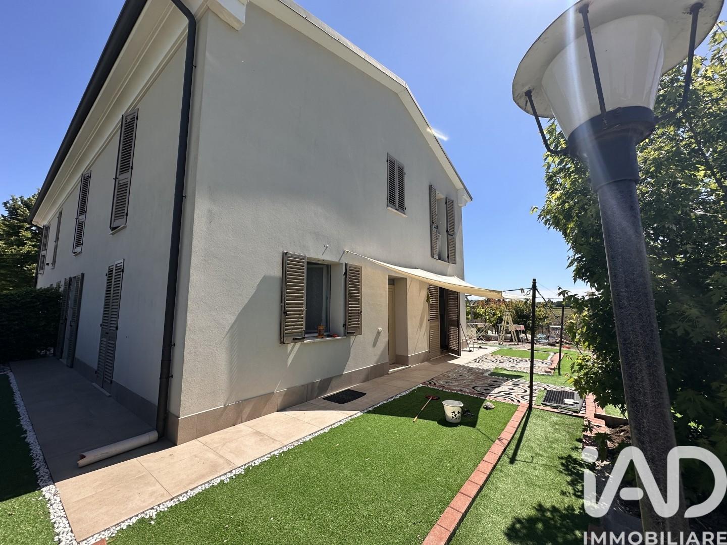 Villa in Via Via Santa Liberata, Medolla