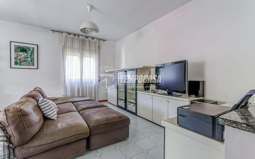 Villa a schiera in Via Copelli 7/a, Luino — foto 2 di 5