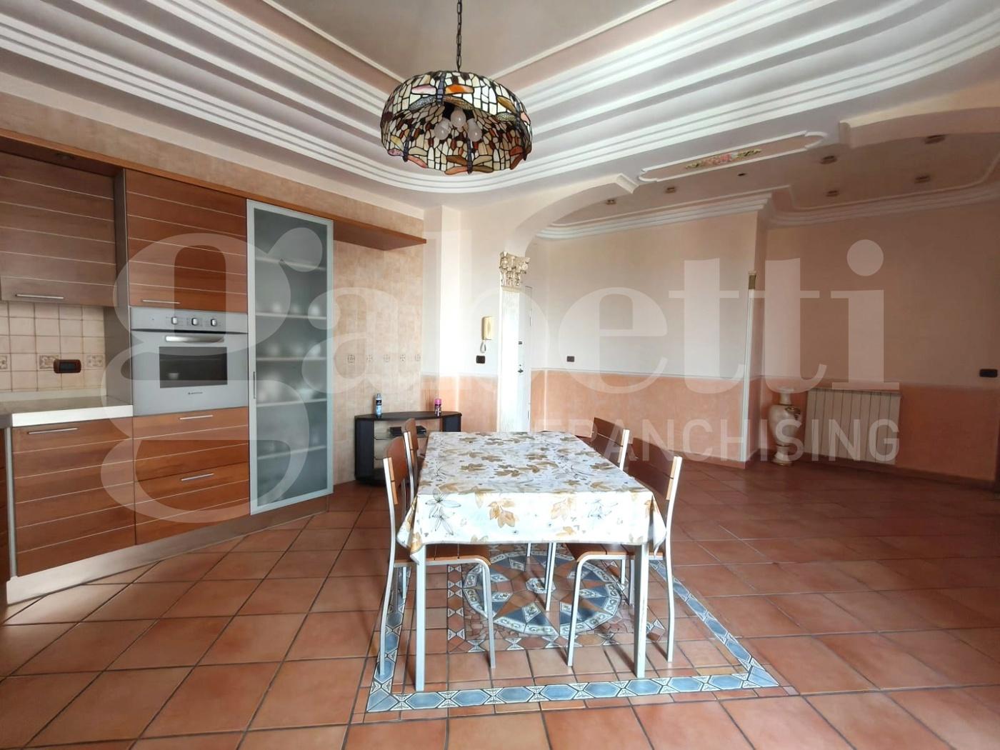 Trilocale in Via Emilio Bossa 14, Ercolano