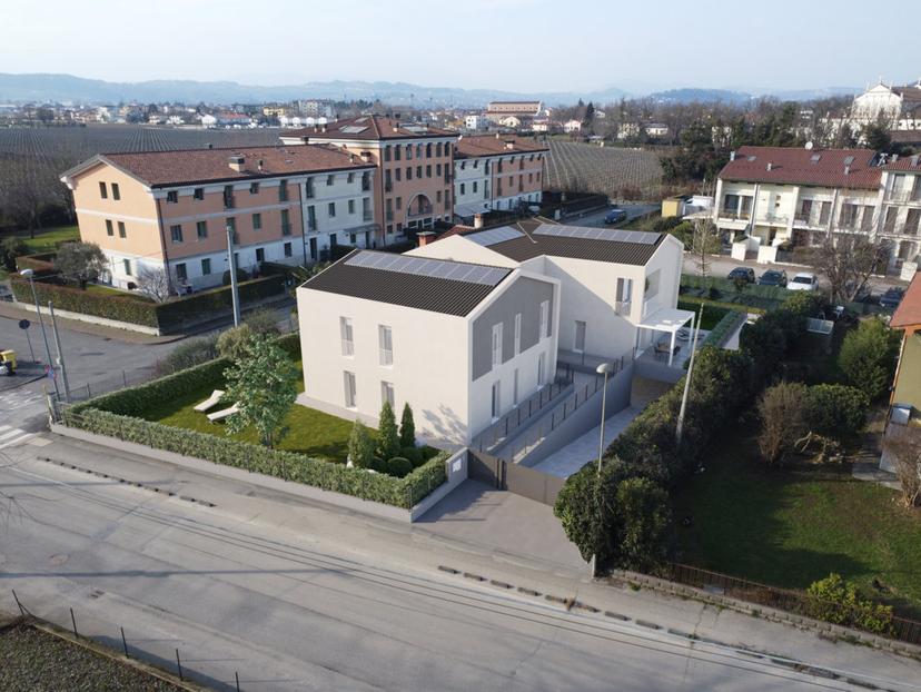 Quadrilocale in Via Giuseppe Mazzini, Altavilla Vicentina — foto 3 di 5