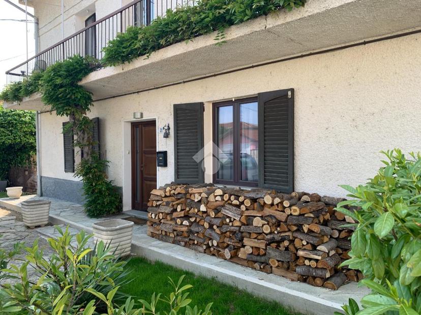 Casa indipendente in Regione Carrara 20, Terzo — foto 3 di 5
