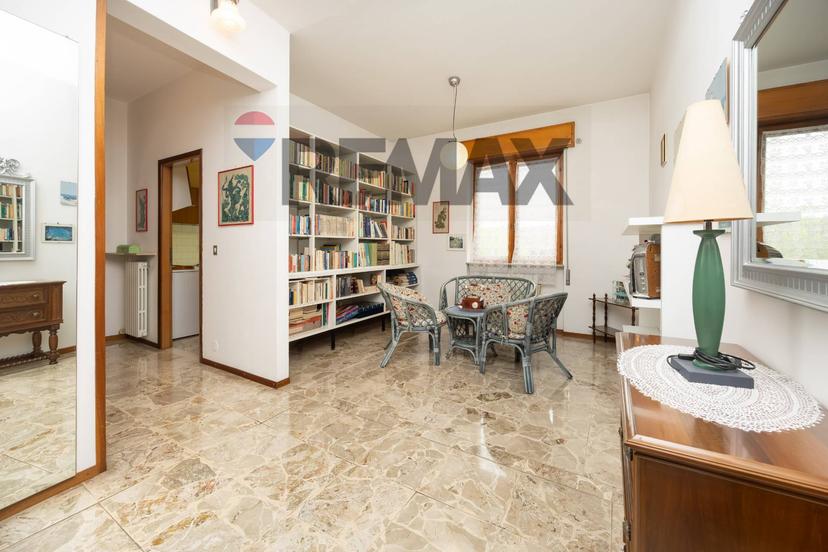 Appartamento in Largo Vittoria 16, Curno — foto 2 di 5
