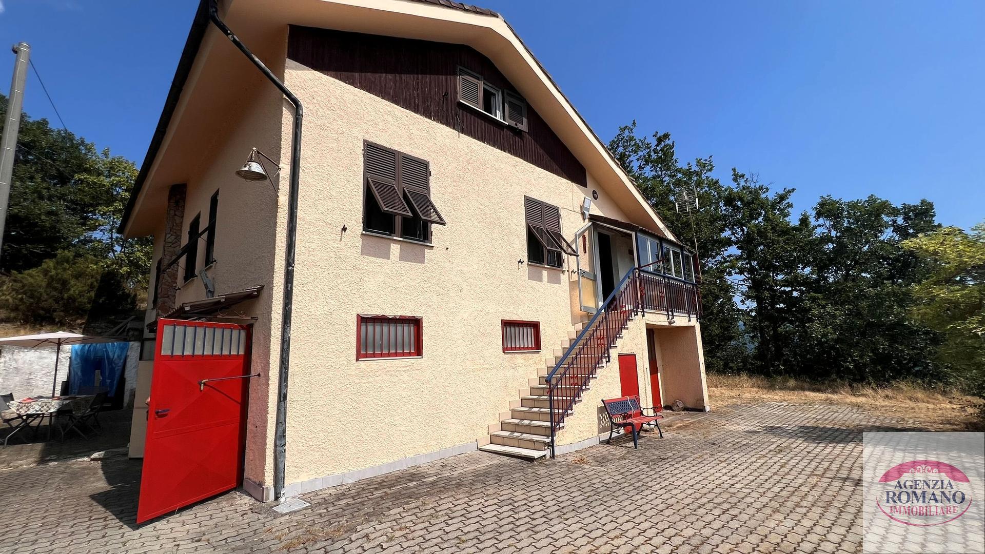 Villa in Strada Coda 248, Ponzone