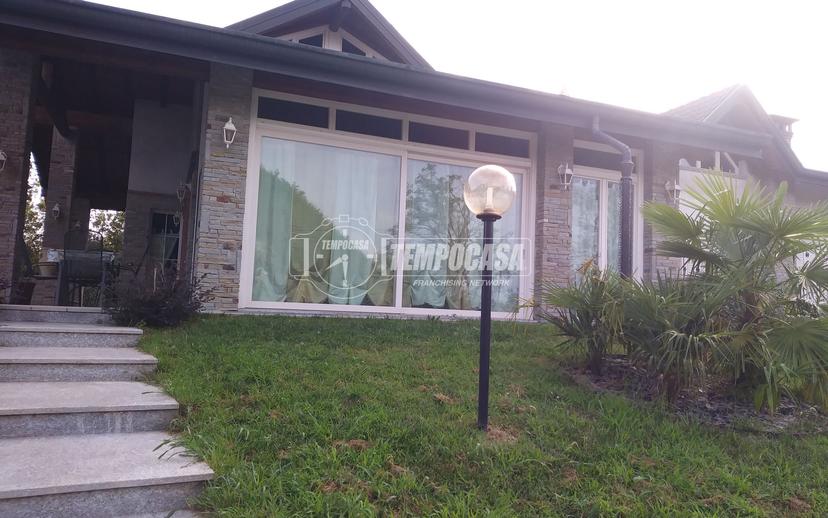 Villa a schiera in Via Ponte Castano 100, Castano Primo — foto 5 di 5