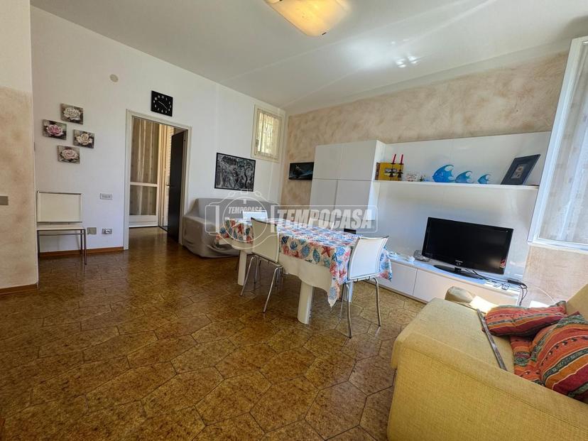 Bilocale in Via degli Oleandri 20/B, Varazze