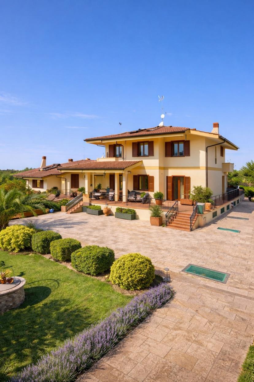 Villa in Via Colle Pisano, Frascati