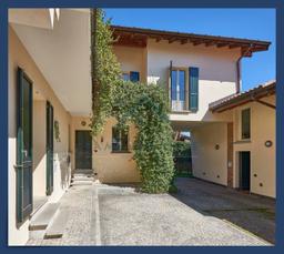 Villa a schiera in Via Patrioti, Inarzo