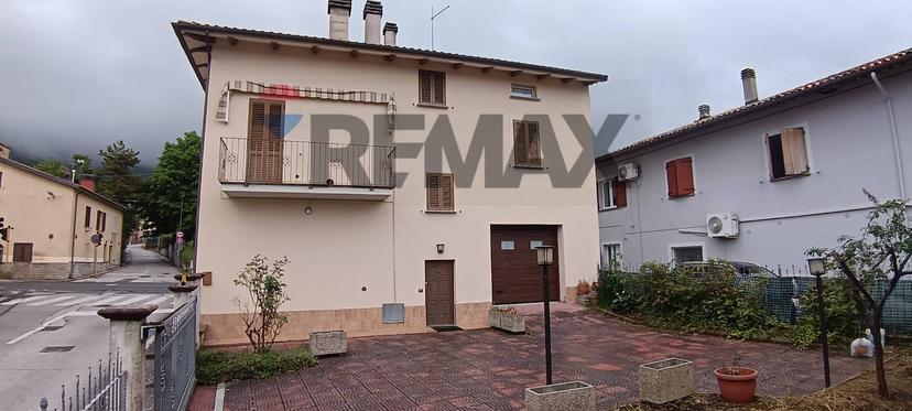 Casa indipendente in Frazione Rigali 3, Gualdo Tadino — foto 4 di 5