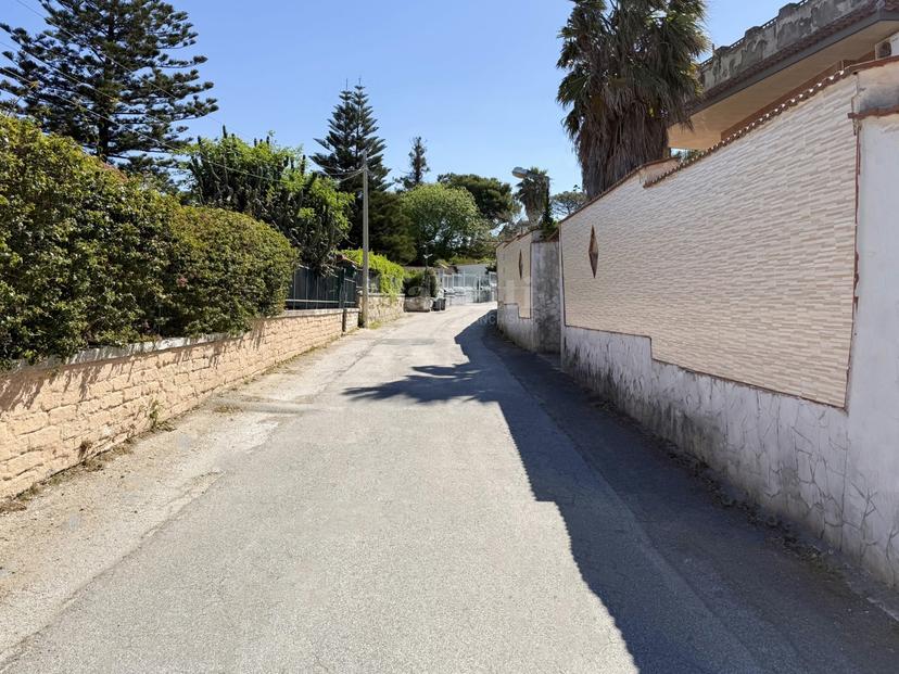 Villa in Via Vicinale Festinese 46 O, Giugliano in Campania — foto 2 di 5