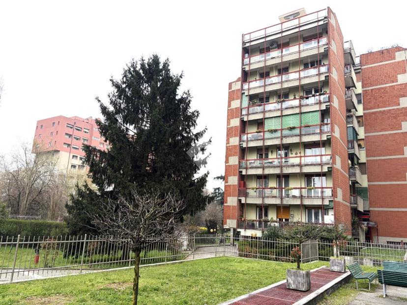 Bilocale in Via Antonio Cechov 21, Milano