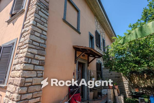 Villa plurifamiliare in Via dei Ludi 14b, Sutri — foto 3 di 5