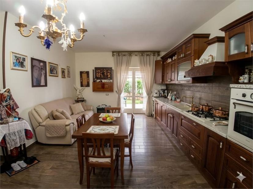 Trilocale in Via San Marco 40, Casalnuovo di Napoli — foto 4 di 5