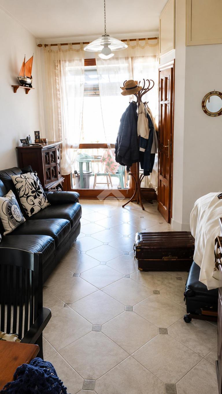 Casa indipendente in Via dei Ginepri, Stintino