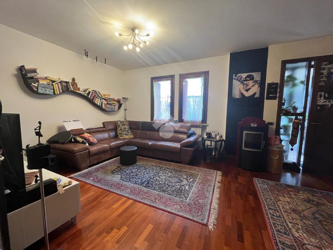 Villa a schiera in Via Leone De' Sommi 29, Mantova