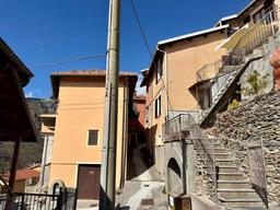 Casa indipendente in Via Enrico Toti 10, Armo
