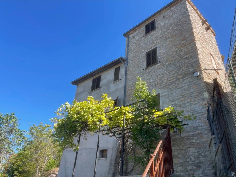 Casa indipendente in Vallemontagnana 94a, Fabriano — foto 2 di 5