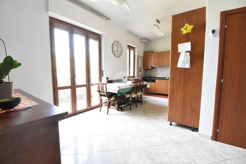 Trilocale in Via Velasca 43, Vimercate — foto 2 di 5