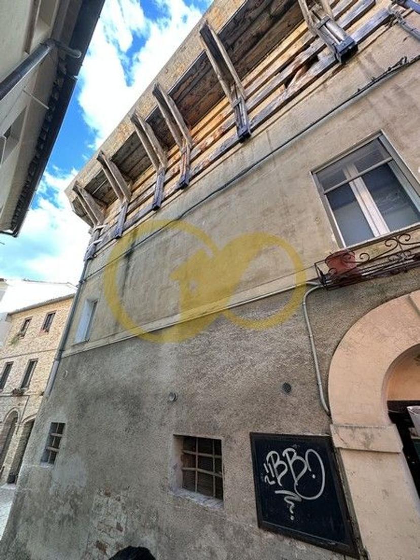 Casa indipendente in Salnitrari 14, Tolentino — foto 5 di 5
