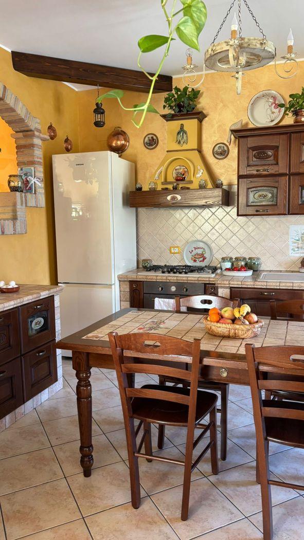 Appartamento in Via Padre Pio 13, Montenero di Bisaccia