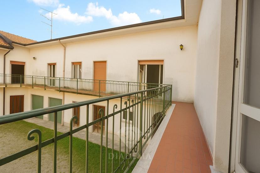 Appartamento in Via Cavour 16, Mornago — foto 4 di 5