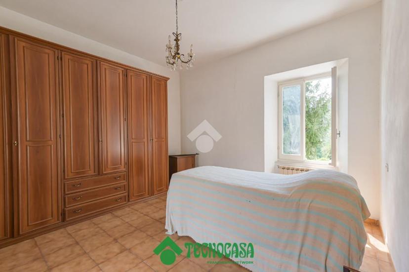 Casa indipendente in Via Provinciale 19, Calice al Cornoviglio